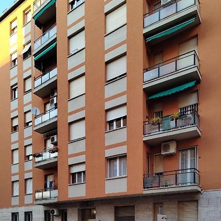 L.Ady Home Болонья Экстерьер фото